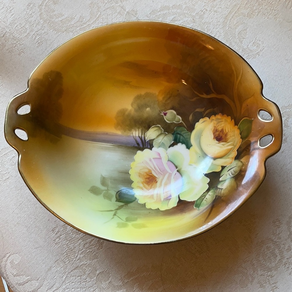 Vintage Nippon hand-painted, gilded rose bowl